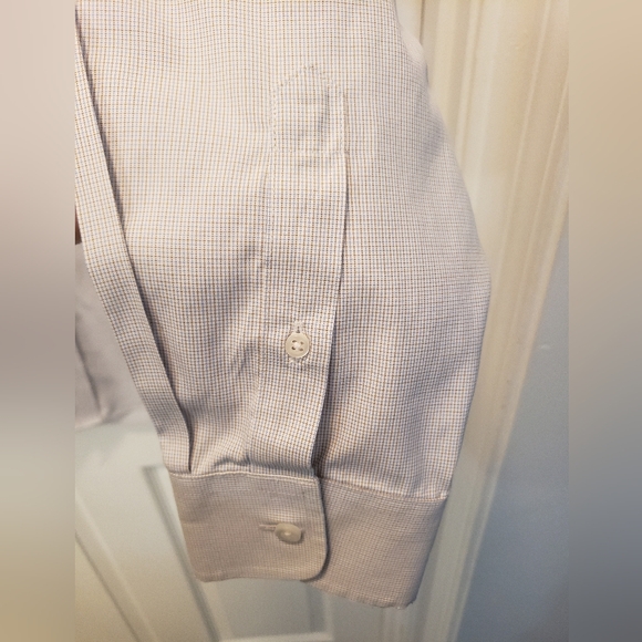 Roundtree & Yorke Gold Label fitted button down - Picture 3 of 8